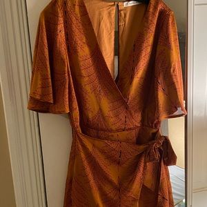 Women’s Here Comes the Sun romper/ wrap dress size mediums